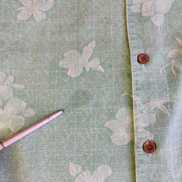 Tommy Bahama Silk Hawaiian Shirt Mens XXL Turquoise Tropical Florals Camp Beach - Picture 8 of 12